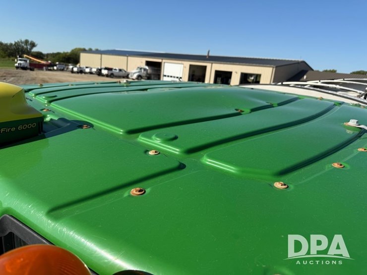 2021-john-deere-f4365-image-107