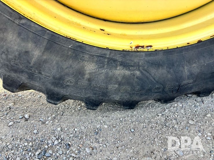 2014-john-deere-4940-image-43