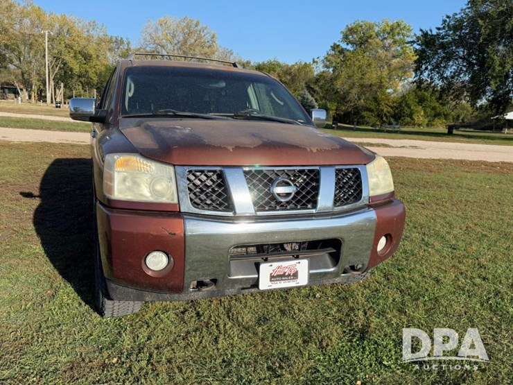 2004-nissan-armada-se-image-2