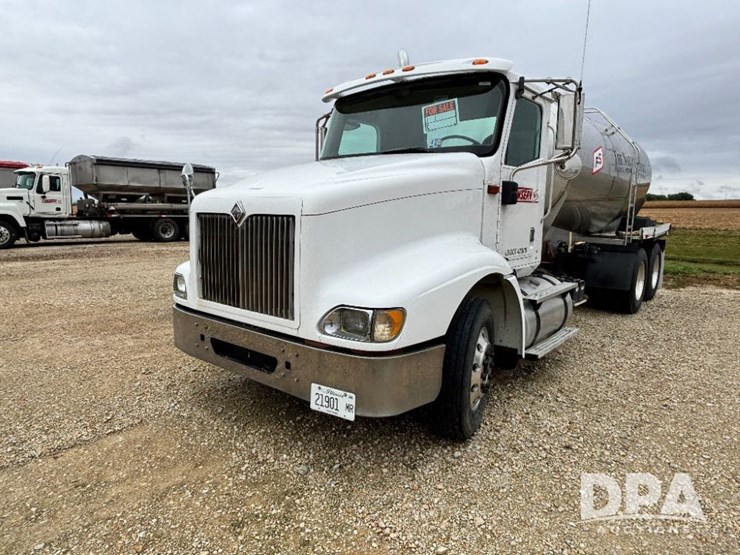 2007-ihc-9200i-liquid-nurse-truck-(gp11642,-unit-505)-image-2