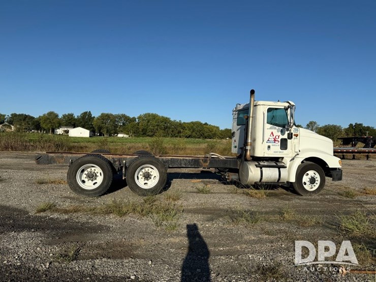 2002-international-9100i-cab/chassis-(np6156,-unit-286)-image-6