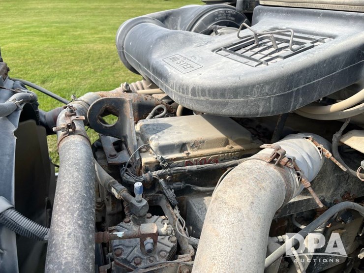 2001-ihc-9100-truck-(jn2647,-unit-32347)-image-86