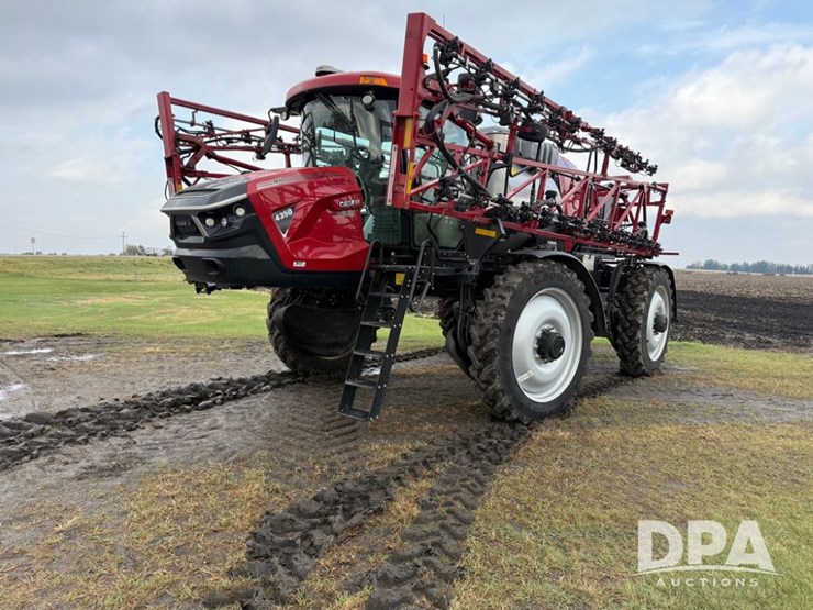 2024-case-ih-patriot-4350-image-1