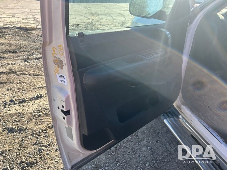 2008-chevrolet-1500-image-21