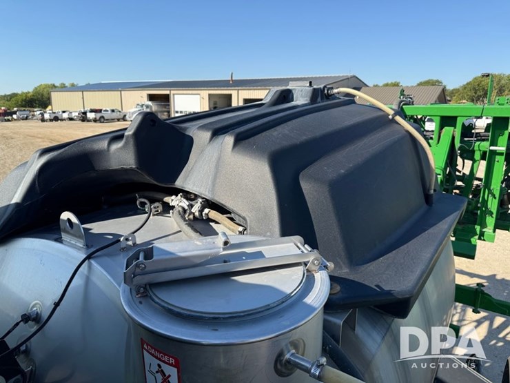 2022-john-deere-412r-image-145