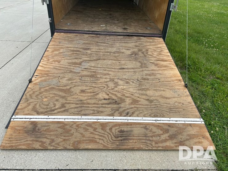 2011-h&h-enclosed-trailer-(dpa4000)-image-20