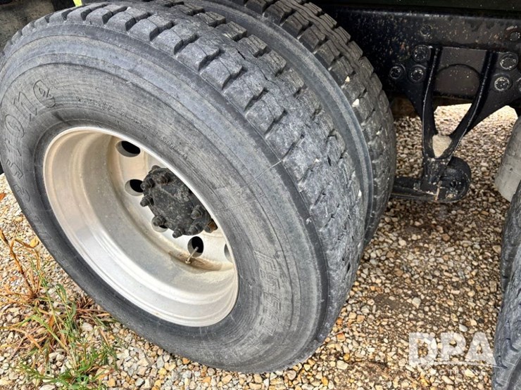 2007-ihc-9200i-liquid-nurse-truck-(gp11642,-unit-505)-image-45