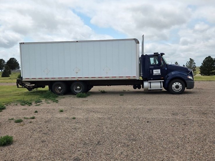 2010-international-prostar-image-1