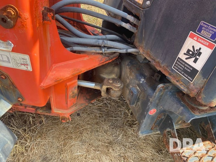 2021-kubota-r540-image-12