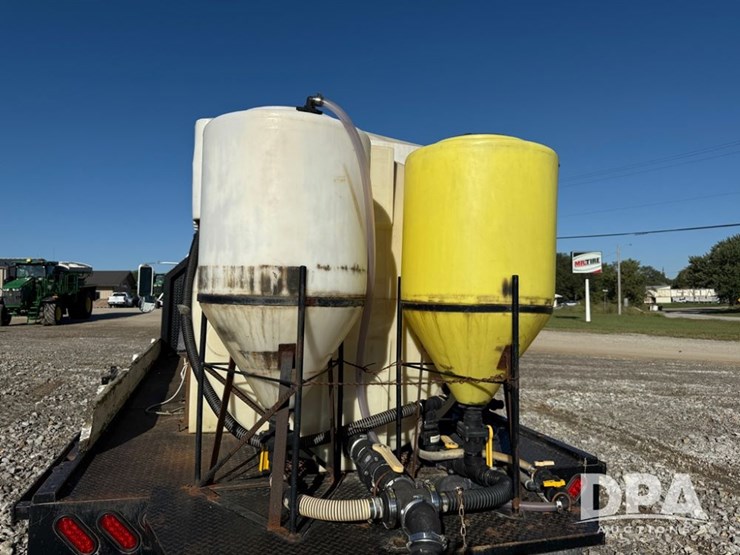 1999-international-4700-image-46