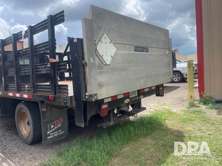 2019-ford-f550-image-4