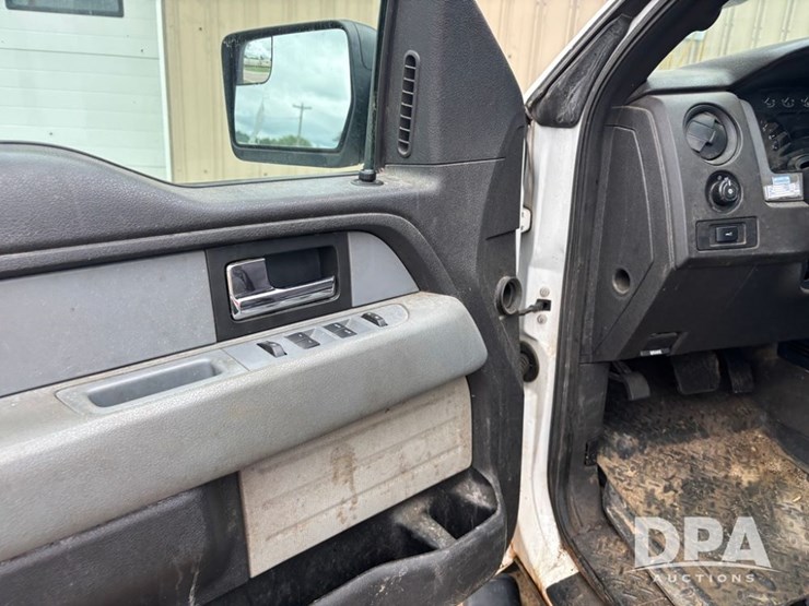 2012-ford-f150-image-35