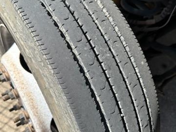 2019-ford-f550-image-15