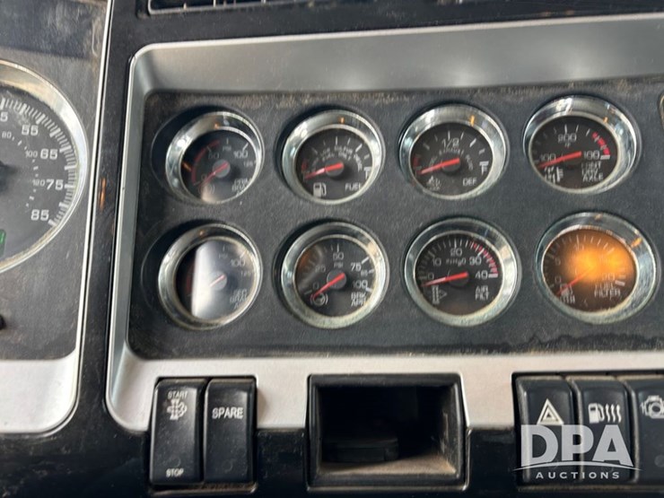 2014-kenworth-t470-image-75