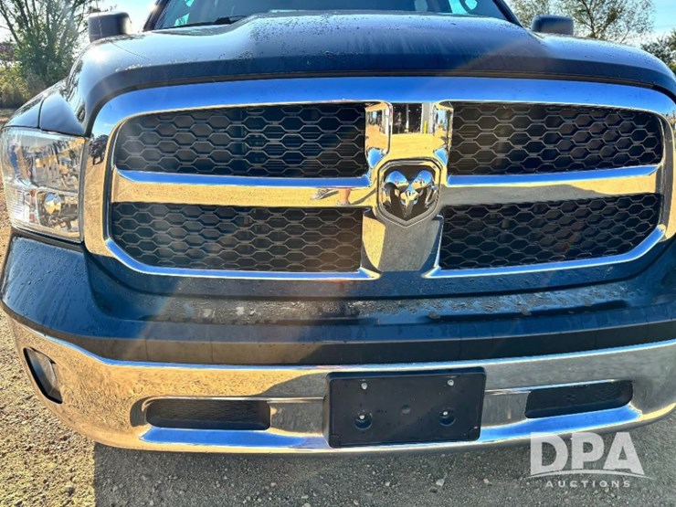 2019-dodge-ram-1500-image-17