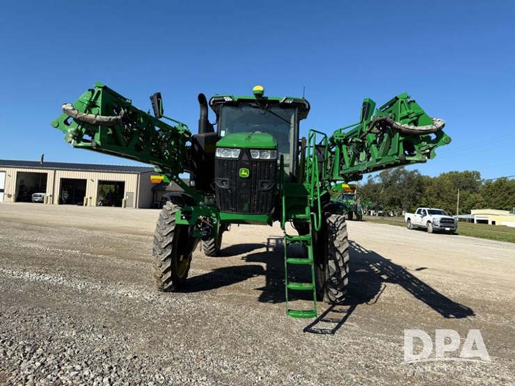 2022-john-deere-412r-image-42