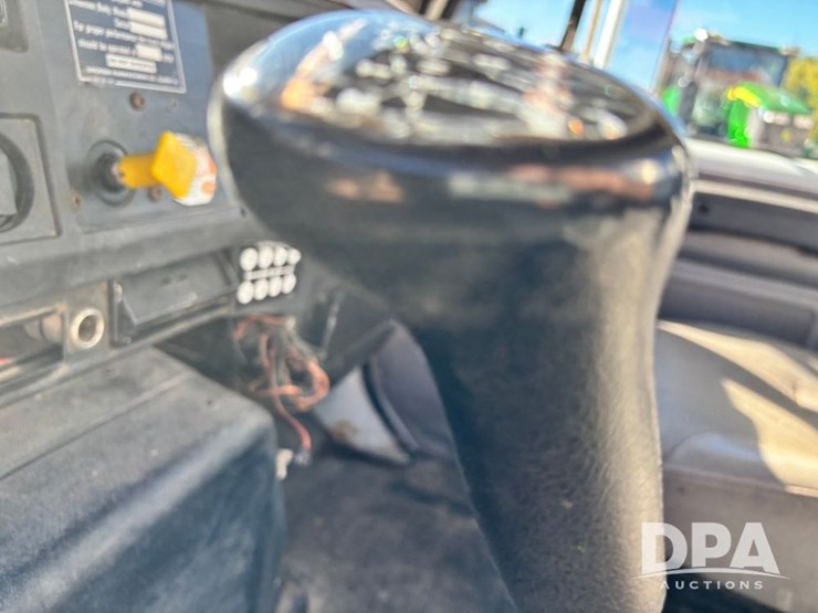 1999-ihc-4700-liquid-nurse-truck-(gp11652,-unit-126458)-image-79