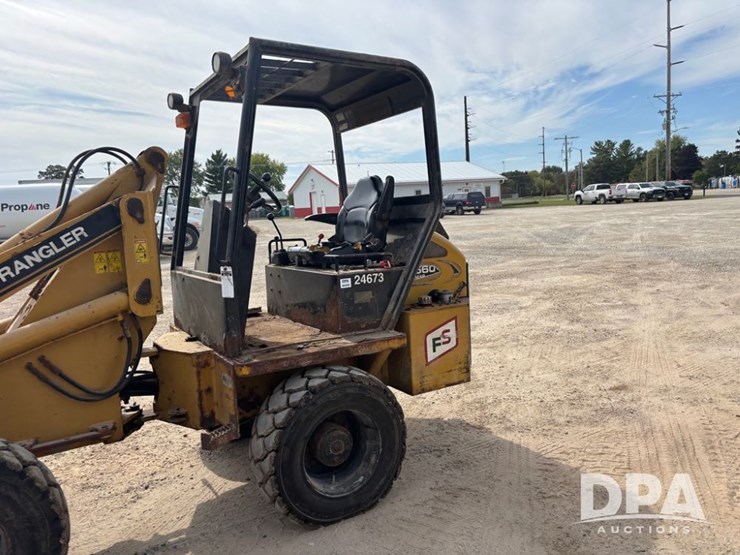 wrangler-4560-loader-(dr12339-unit-24673)-image-18