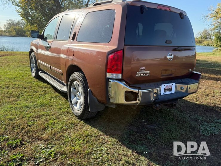 2004-nissan-armada-se-image-7