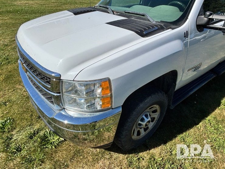 2012-chevrolet-2500hd-image-18