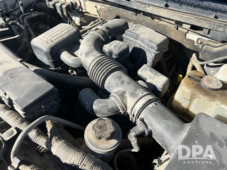 2010-ford-f150-lariat-image-21