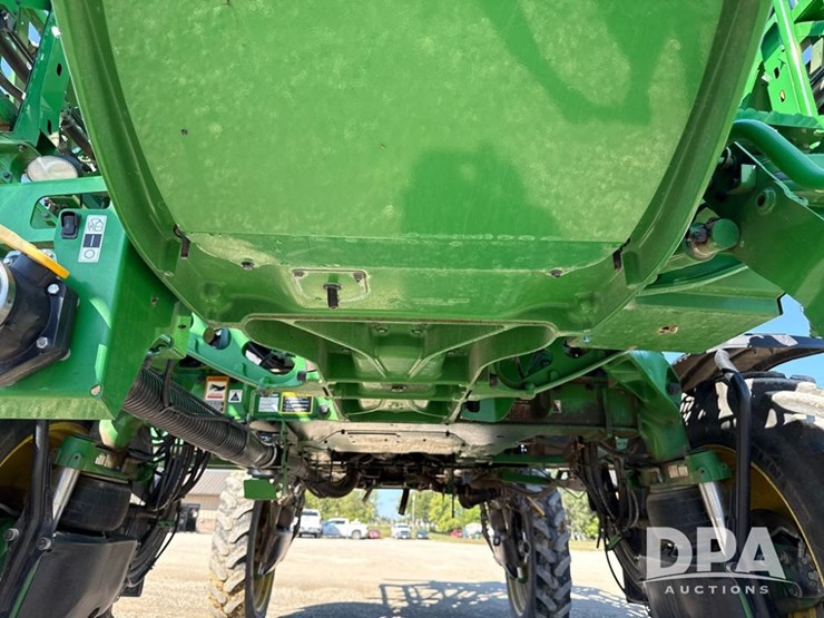 2021-john-deere-r4044-image-120