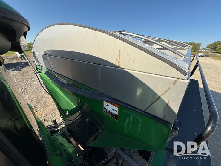 2021-john-deere-f4365-image-109