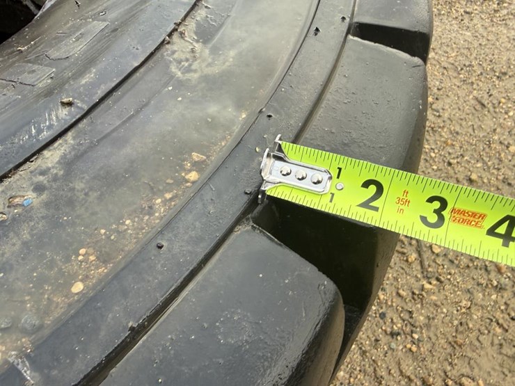 #2135-•-(4)-super-grip-grader-tires-image-19