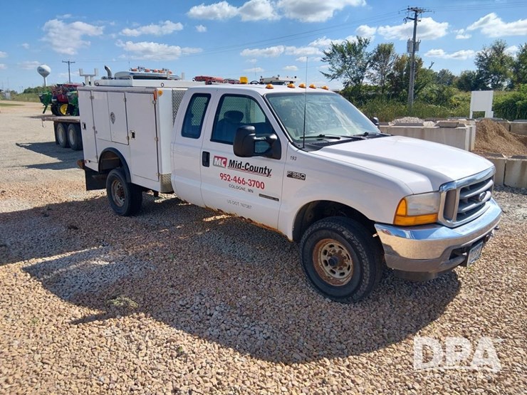 2001-ford-f350-image-3
