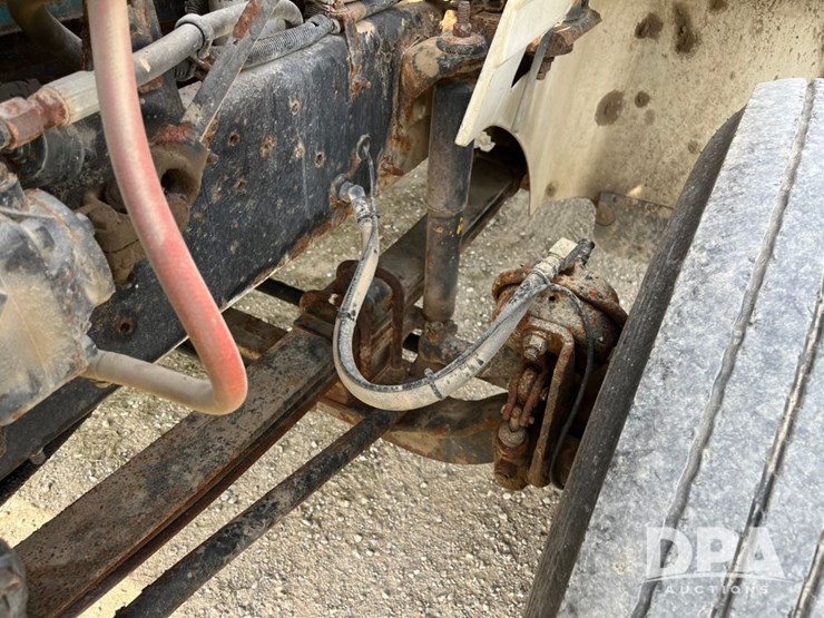 2001-ihc-9100-truck-(jn2647,-unit-32347)-image-80