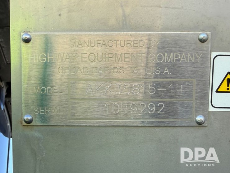 2023-john-deere-800r-image-118