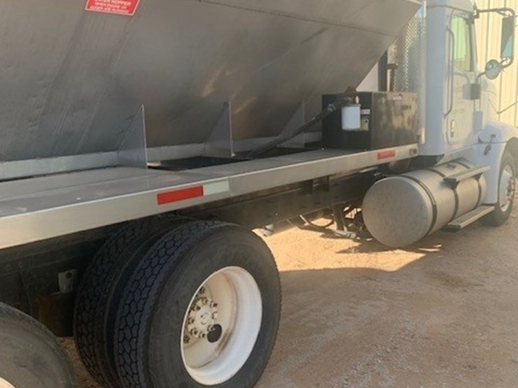 2005-caterpillar-c15-image-4