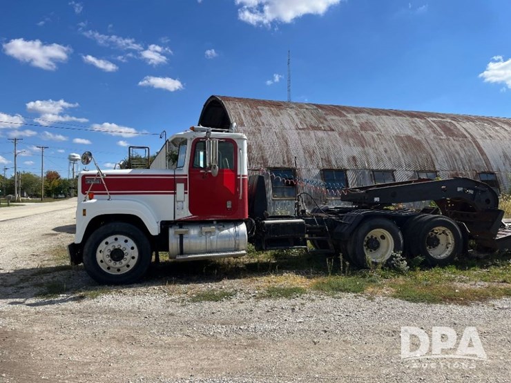 1984-international-transtar-4300-image-10
