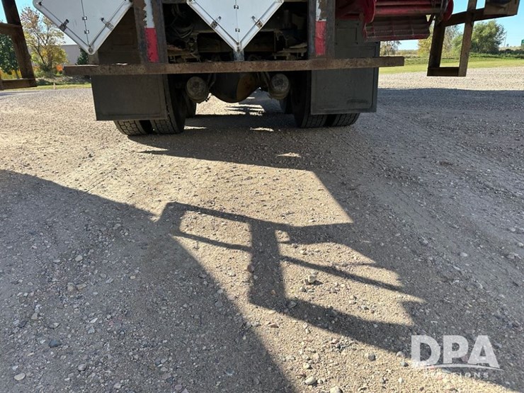 2014-kenworth-t370-image-25