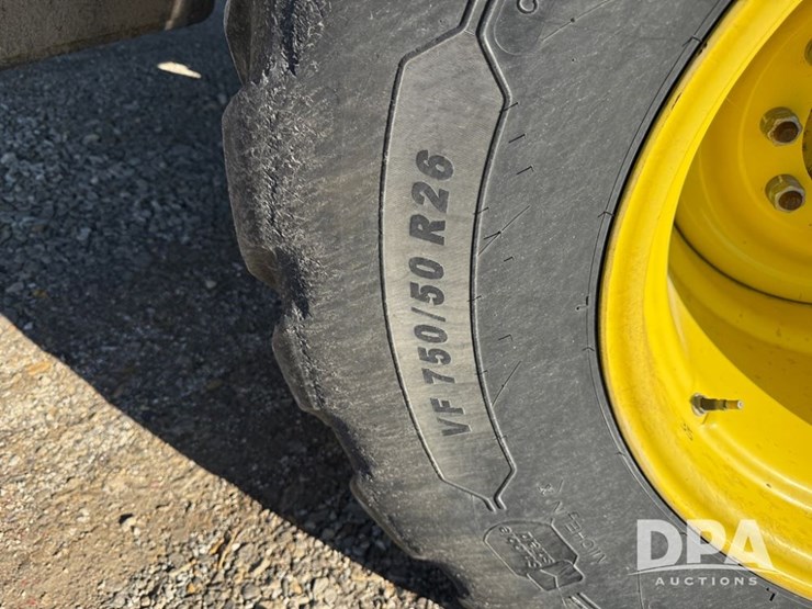 2021-john-deere-f4365-image-46