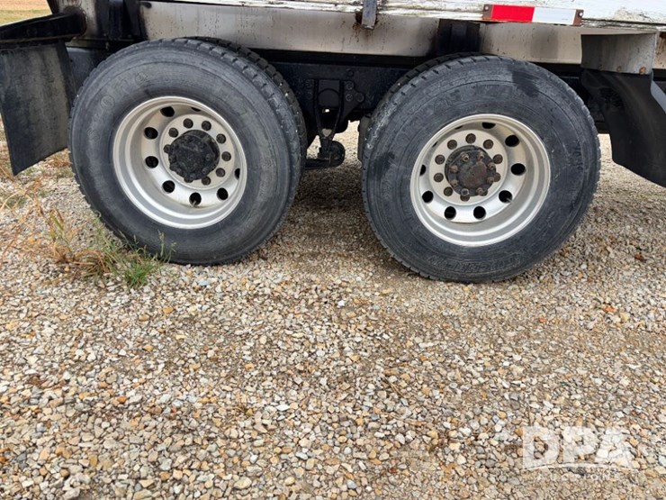 2007-ihc-9200i-liquid-nurse-truck-(gp11642,-unit-505)-image-43