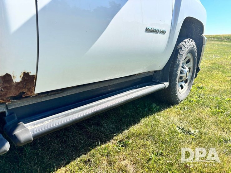 2012-chevrolet-2500hd-image-45