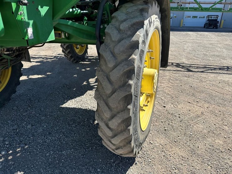2015-john-deere-r4045-image-25