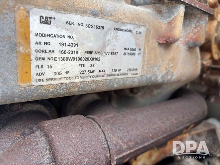 2001-peterbilt-357-image-32