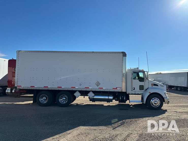 2014-kenworth-t370-image-9