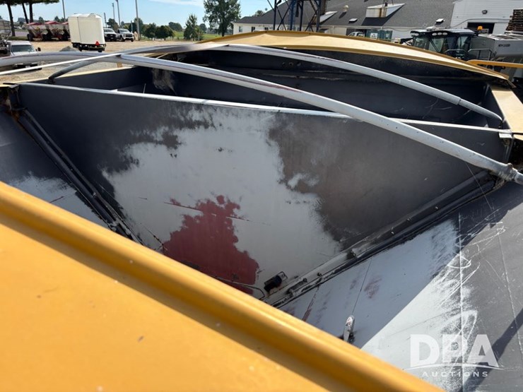 2014-ag-chem-rg1100-image-52