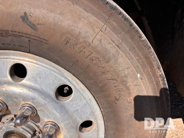 1994-mack-ch613-image-26