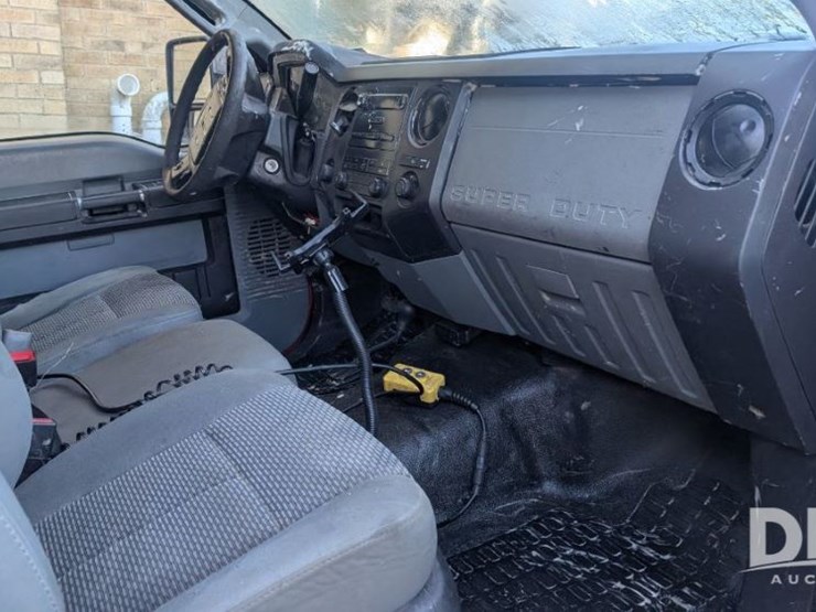 2011-ford-f250-image-11
