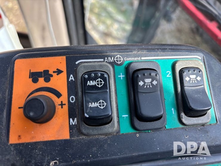 2005-case-ih-spx4410-image-47