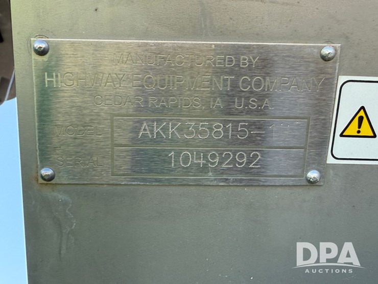 2023-john-deere-800r-image-119