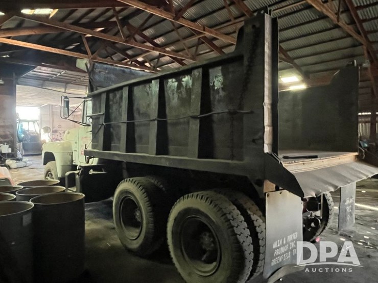 1977-mack-r600-image-10