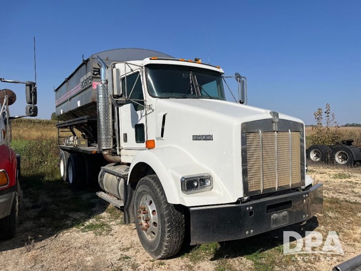 2002-kenworth-t800-image-3