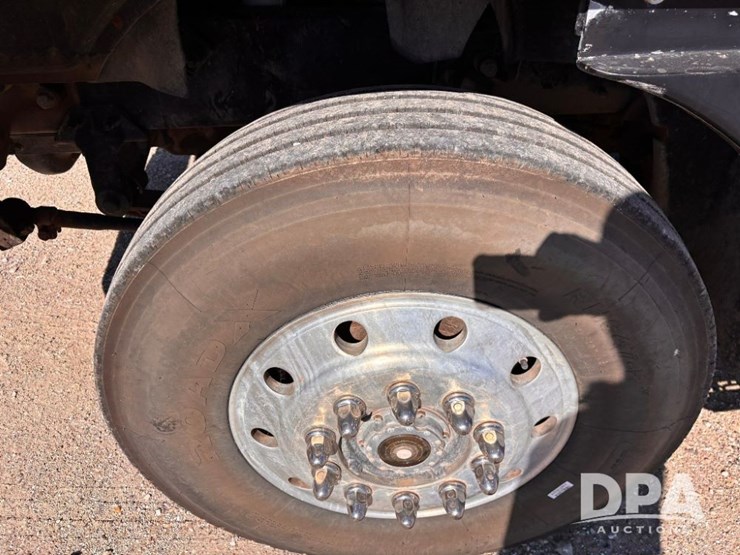 1994-mack-ch613-image-25