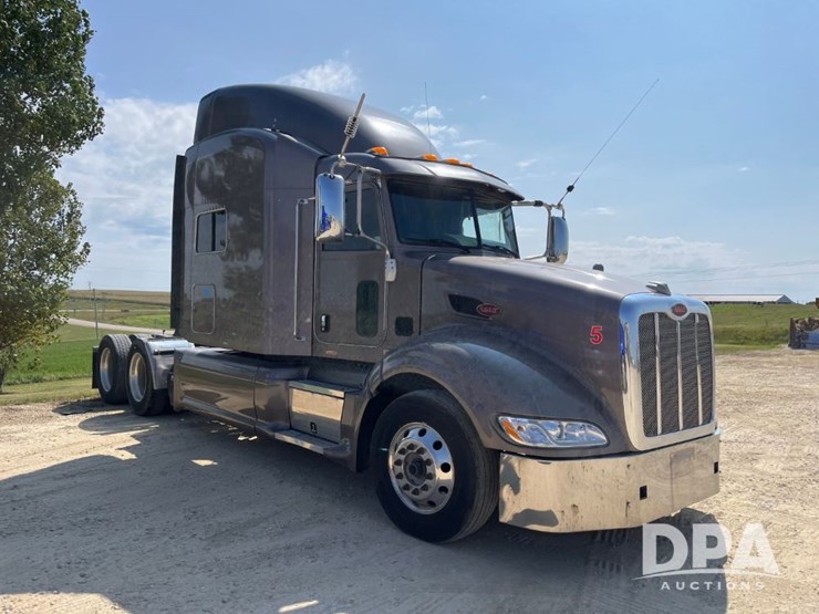 2014-peterbilt-386-image-5