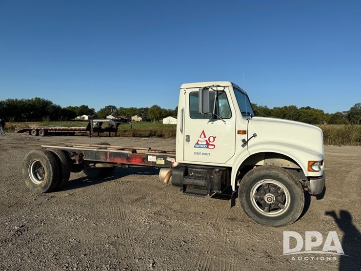 1991-international-4900-image-3